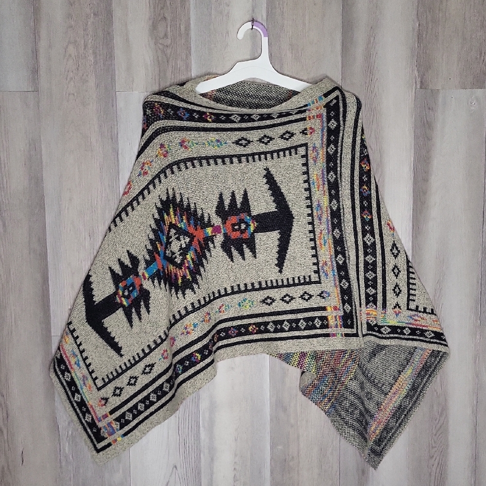 Knit One Size Poncho‎ Aztec Geometric Print Colorful Modern Boho